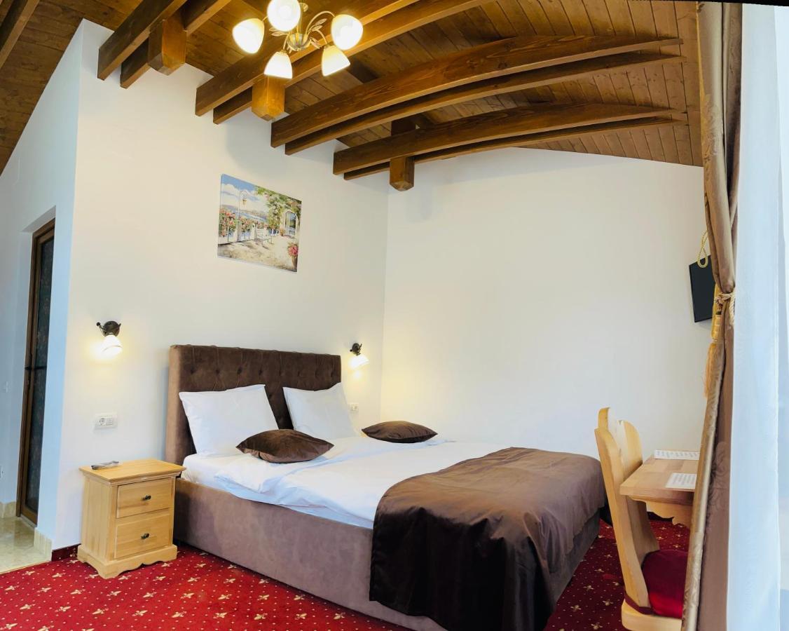 Casa Belcin Spa&Retreat Buşteni Εξωτερικό φωτογραφία