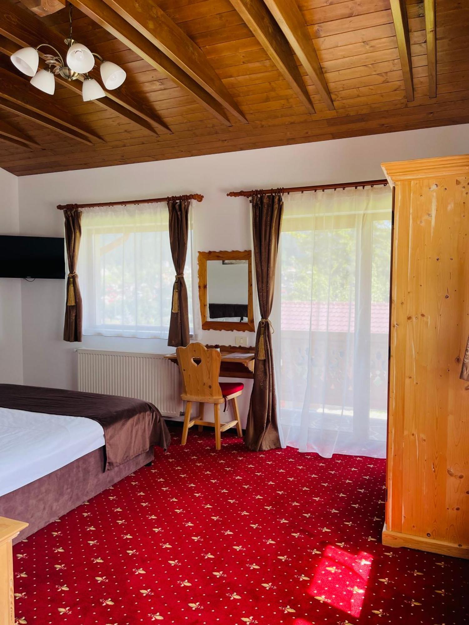 Casa Belcin Spa&Retreat Buşteni Εξωτερικό φωτογραφία