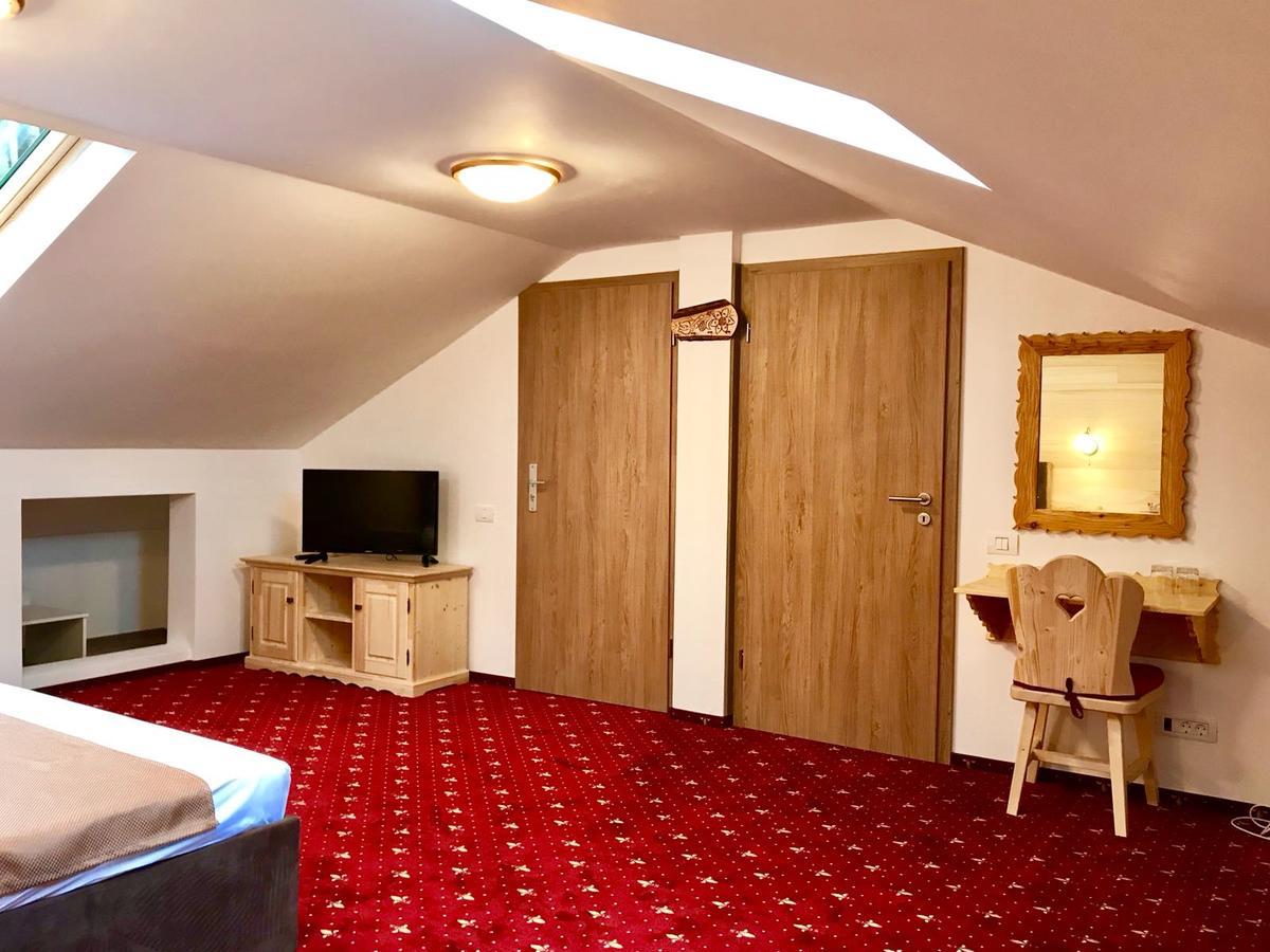 Casa Belcin Spa&Retreat Buşteni Εξωτερικό φωτογραφία